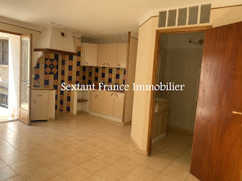 appartement à Estoublon (04)