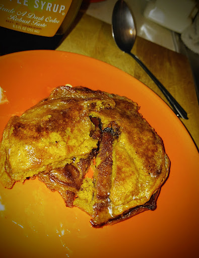 The 1st cooked pumpkin-raisin panckake waiting for some real maple syrup!