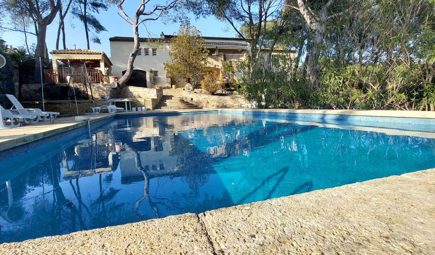 Villa avec piscine et terrasse La Cadière-d'Azur