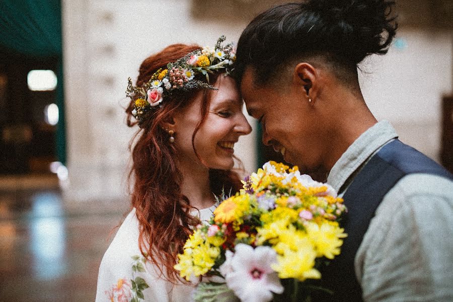 Fotografo di matrimoni Vera Kharlamova (veraharly). Foto del 11 settembre 2022