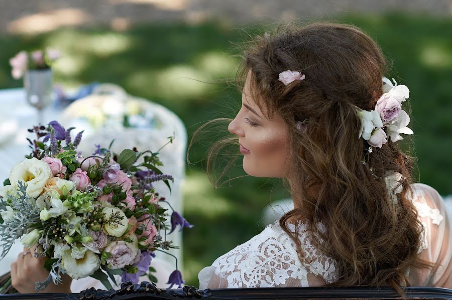 Fotografo di matrimoni Oleg Kostin (studio1). Foto del 16 marzo 2017