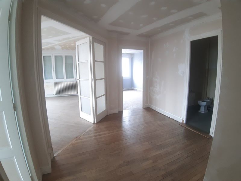 Vente appartement 5 pièces 114 m² à Vire (14500), 129 000 €