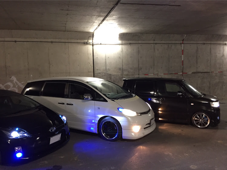 たけの助さんが投稿したエスティマ・ワゴンR・プリウス・車好きと繋がりたい・車高短に関するカスタム事例の投稿画像3枚目