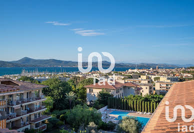 Apartment with terrace 1