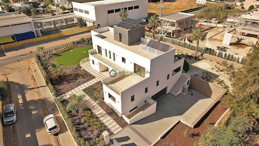 Maison avec piscine et jardin 3