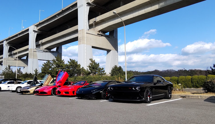 チャレンジャーの与島PA・ダッジチャレンジャー・アメ車好きと繋がりたいに関するカスタム事例の投稿画像1枚目
