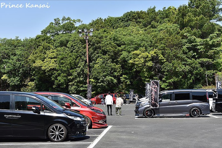 ステップワゴンのカッチョ良い歴代ステップワゴンの紹介・R-F.G.K.P・オフ会に参加してきました・ステップワゴン仲間の集まり・S.W.A.T.に関するカスタム事例の投稿画像3枚目
