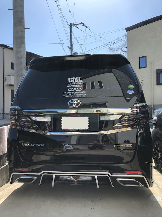 ヴェルファイアの納車から現在までの愛車に関するカスタム事例の投稿画像3枚目