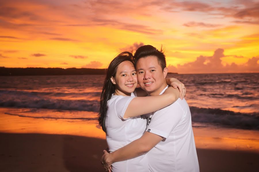 Pulmafotograaf Putu Hari Junaedi Putu Loski (putuharijunaedi). Foto tehtud 21 juuni 2020