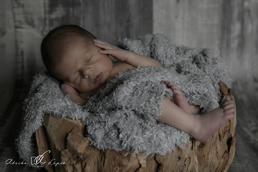 Fotografo di matrimoni Ángel Adrián López Henríquez (angeladrianl). Foto del 2 marzo 2021