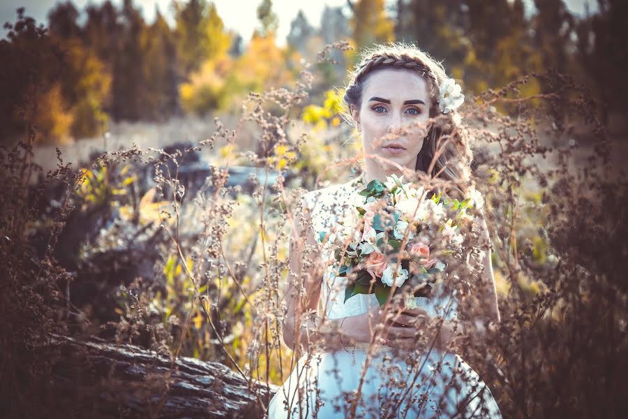 Весільний фотограф Дарья Медведева (dariamed93). Фотографія від 27 жовтня 2016