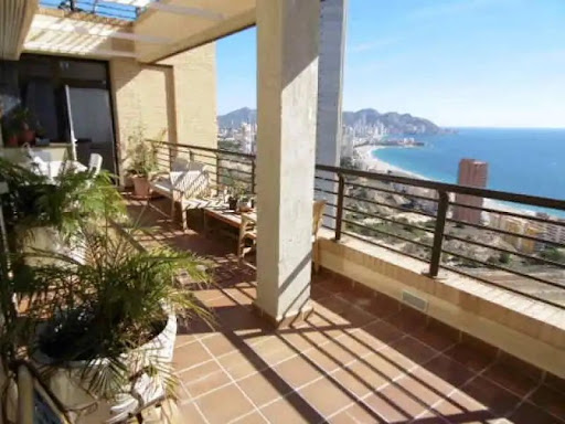 Apartment with terrace and pool 1