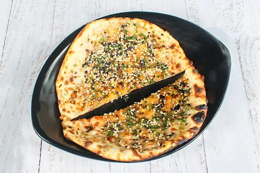 Masala Onion Kulcha