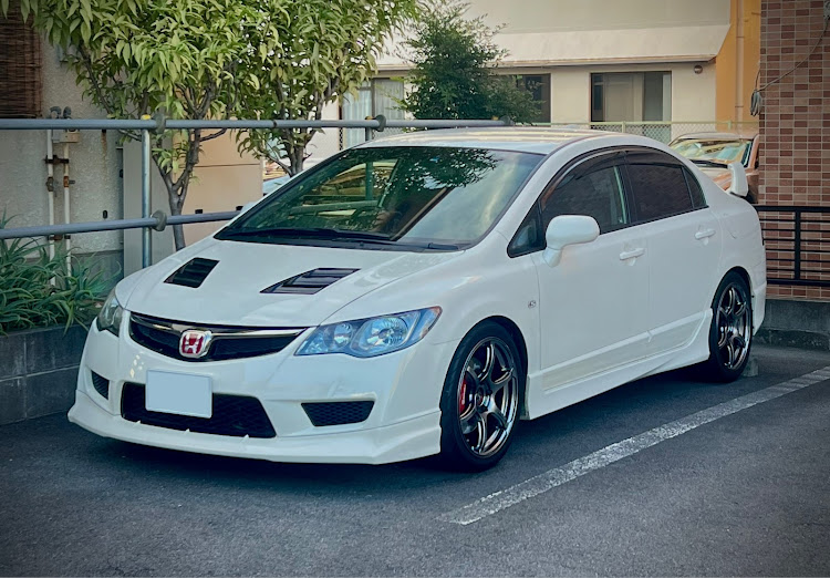 シビックタイプRのホイール・ホイールお披露目・ヨコハマADVAN・ADVAN・ADVAN Racingに関するカスタム事例の投稿画像1枚目