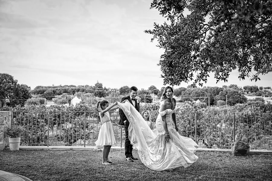 Wedding photographer Nicola Vitti (nicolavitti). Photo of 25 October 2022