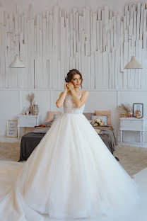 Wedding photographer Cristina Melenciuc (cristinamelenciu). Photo of 19 December 2021