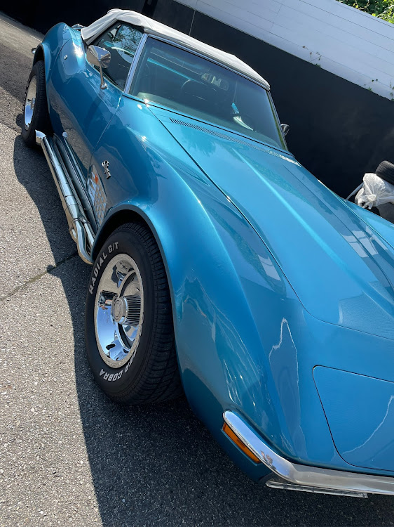 コルベット クーペのコルベット・c3・お題提出・好きな角度に関するカスタム事例の投稿画像3枚目