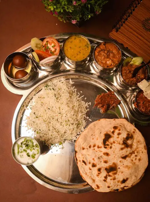 Ghar Jaisi Thali