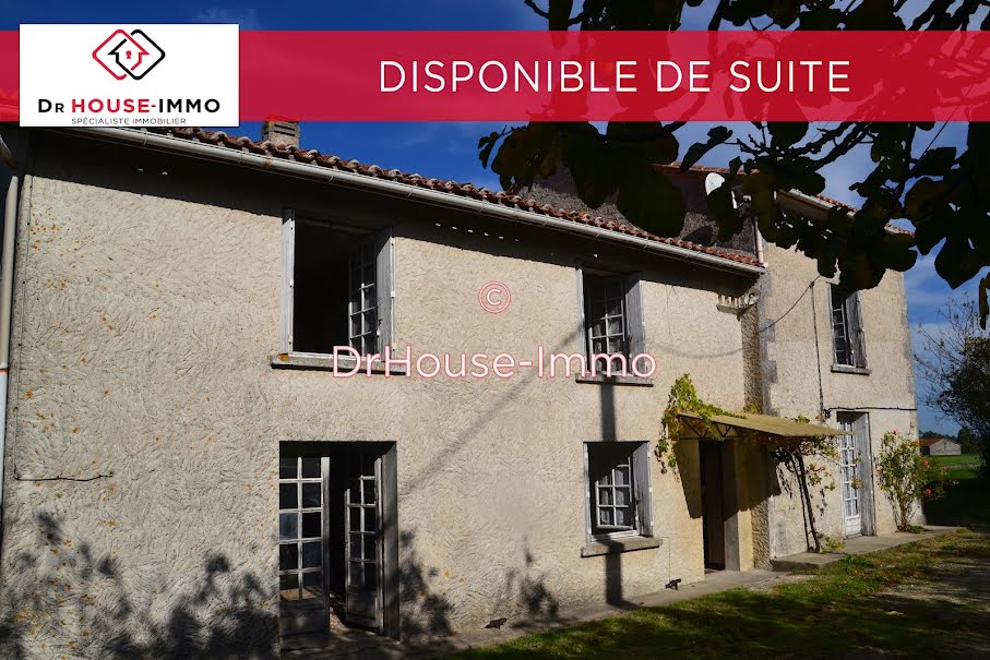 Vente maison 8 pièces 160 m² à Verteillac (24320), 157 500 €