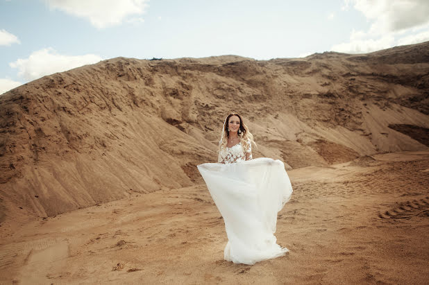 Fotografo di matrimoni Yuliya Kuzmina (yuliyakuzmina). Foto del 22 maggio 2019