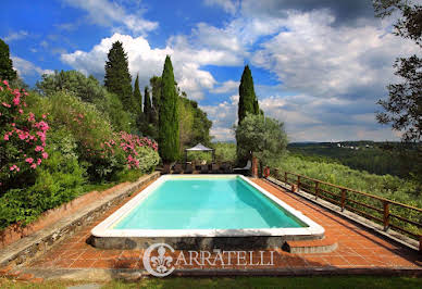 Villa avec piscine et jardin 4