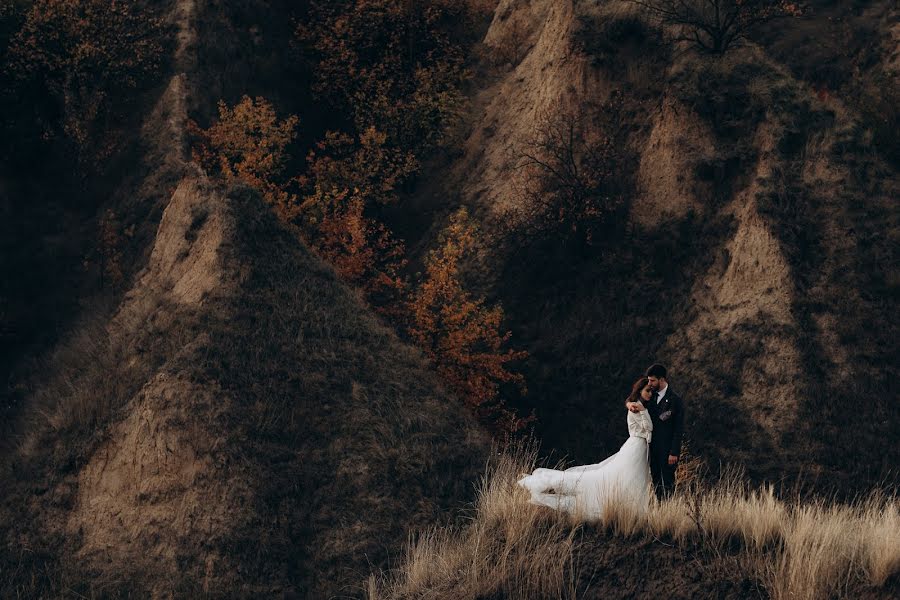 Fotógrafo de casamento Kirill Brizhko (kirillbriz). Foto de 10 de abril 2020