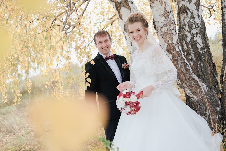 Fotógrafo de casamento Vladimir Vershinin (fatlens). Foto de 3 de dezembro 2016