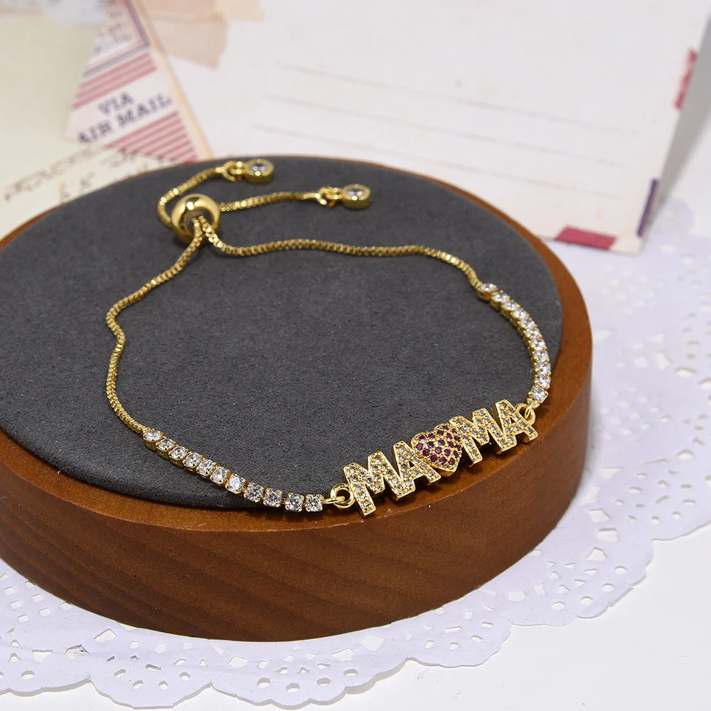 Title 4, Gouden damesarmband met hartvormige zirkonia vo...
