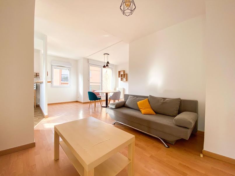 Location meublée appartement 3 pièces 61 m² à Toulouse (31000), 900 €