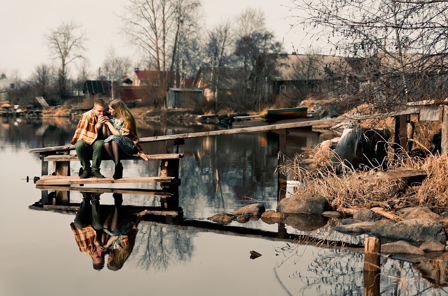 Svadobný fotograf Aleksandr Suvorov (kreezd). Fotografia publikovaná 20. apríla 2015