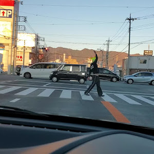 デミオ