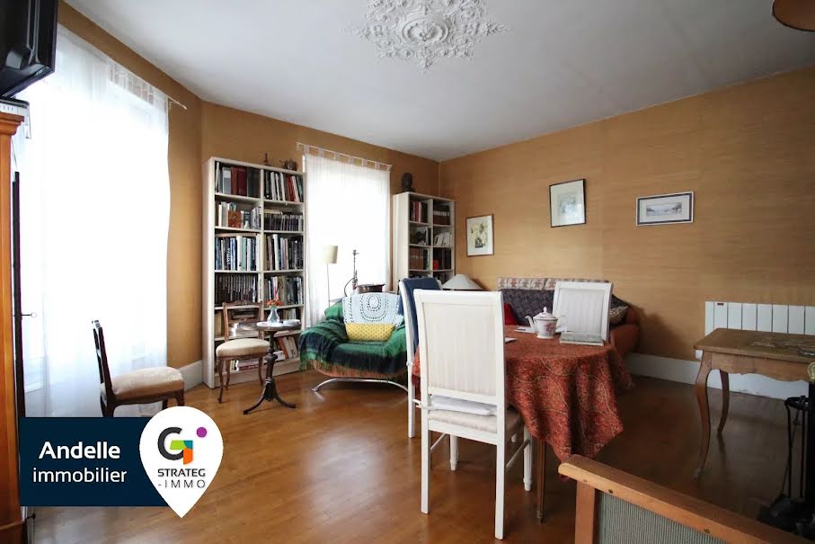 Vente maison 9 pièces 210 m² à Gisors (27140), 304 000 €