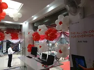 Lenovo Exclusive Store photo 3