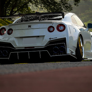 NISSAN GT-R R35