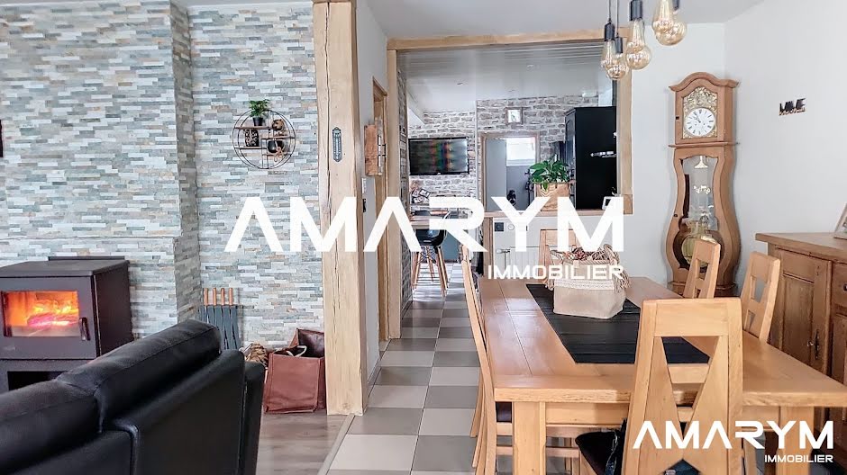 Vente maison 6 pièces 117 m² à Gamaches (80220), 230 000 €