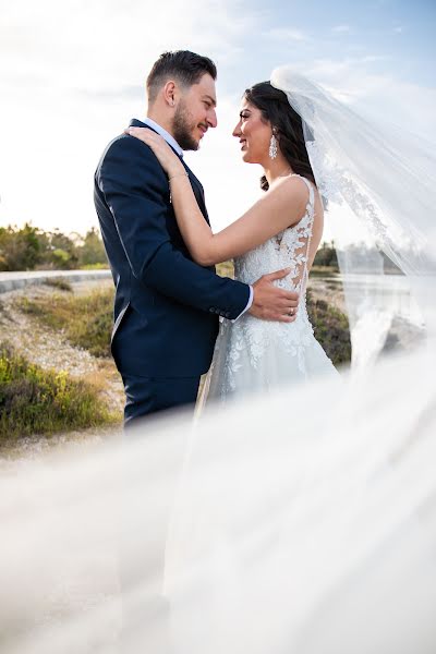 Fotografo di matrimoni Loukas Stylianou (loukasstyl). Foto del 2 maggio 2022