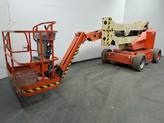 Picture of a JLG E450AJ