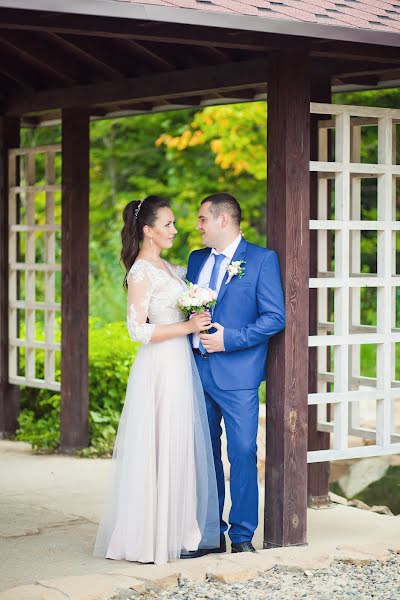 Fotografo di matrimoni Natasha Rezcova (natareztcova). Foto del 6 dicembre 2017