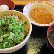 すき家SUKIYA日本平價牛丼