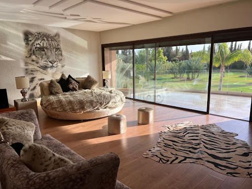 Villa avec piscine et jardin 2