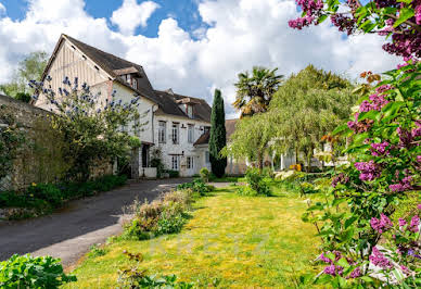 Maison avec terrasse 1