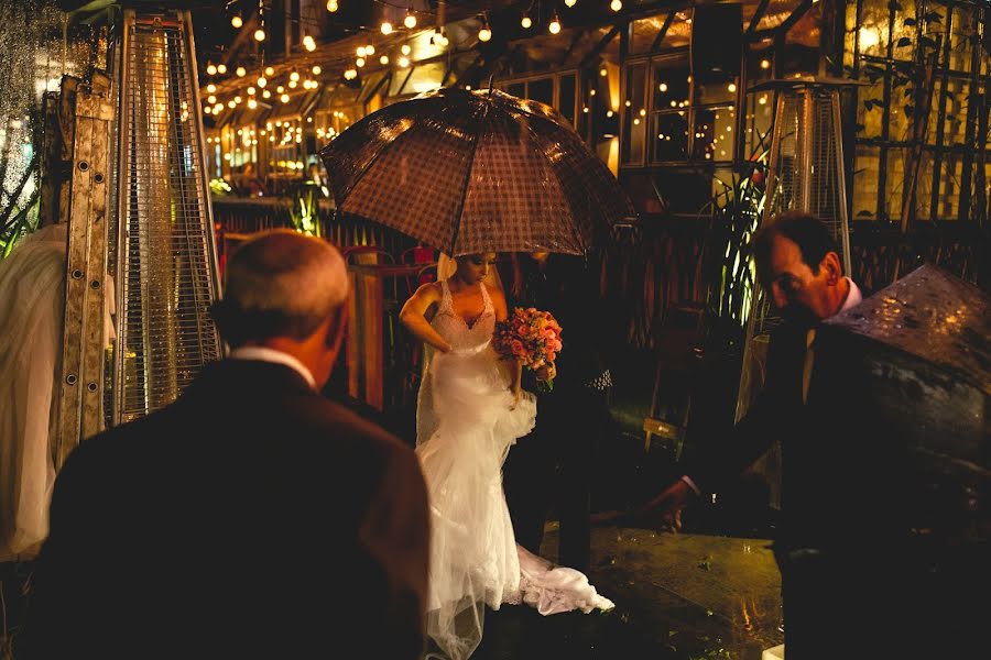 Fotografo di matrimoni Henrique Piccinin (henriquepiccinin). Foto del 15 gennaio 2020