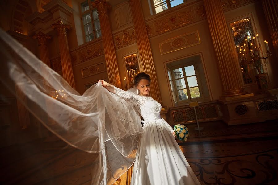 Wedding photographer Leonid Svetlov (svetlov). Photo of 21 September 2014