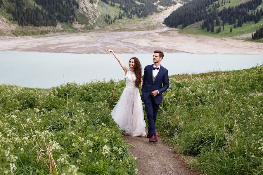 Fotografo di matrimoni Valentina Likina (likinaphoto). Foto del 27 giugno 2018