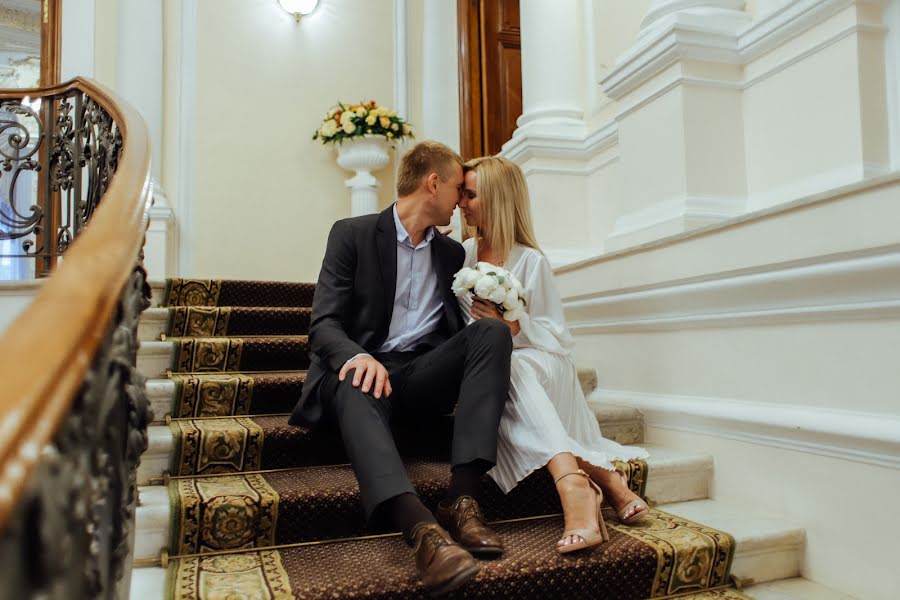 Fotografo di matrimoni Yuliya Savinova (jivashka). Foto del 27 marzo 2022