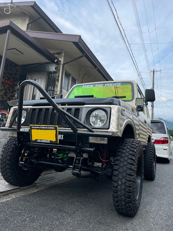 ジムニーのブレーキホース交換・秋の交通安全週間・DIY・ブレーキホース延長・JA11Vに関するカスタム事例の投稿画像1枚目