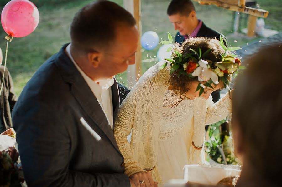 Fotografo di matrimoni Elena Suvorova (elenaunhead). Foto del 28 marzo 2016