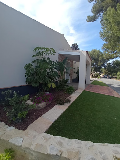 Villa with terrace 3
