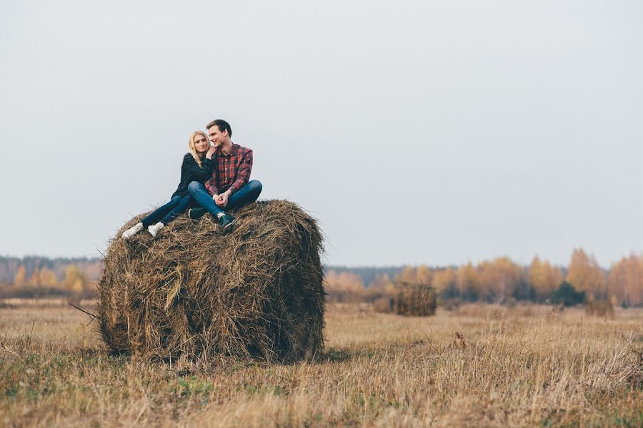 Bryllupsfotograf Ekaterina Ermakova (ky-bik). Foto fra oktober 30 2014