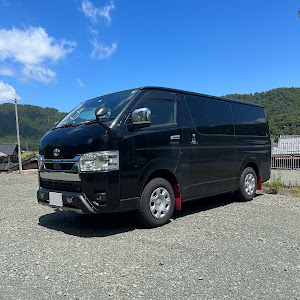 ハイエースバン GDH206V